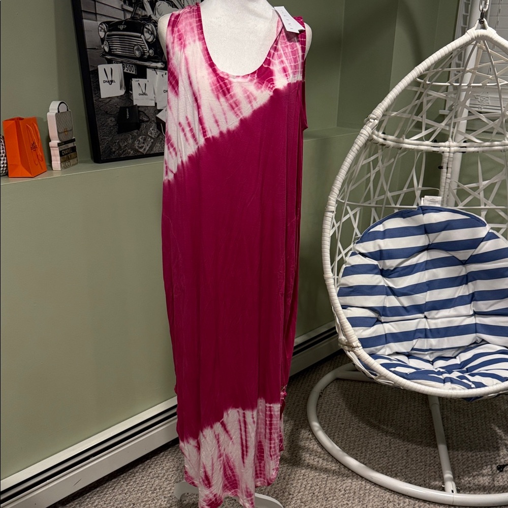 LIVI Pink and White Tie-Dye Maxi Dress size 18/20 NWT